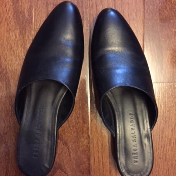 Freda Salvador Shoes - FREDA SALVADOR Mules/Slides Size 6.5